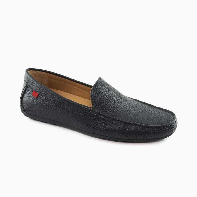 Men's loafers with a tassel front for a classic lookBroadway, Men