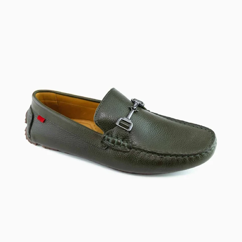 Men's loafers with a tassel front for a classic lookHenry St, Men