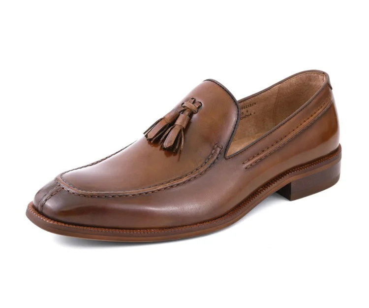 Men's loafers with a contrast stitching detailAG127 Cognac