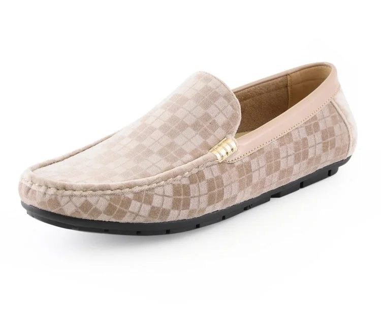 Men's loafers in a neutral color like black or brownJace Beige