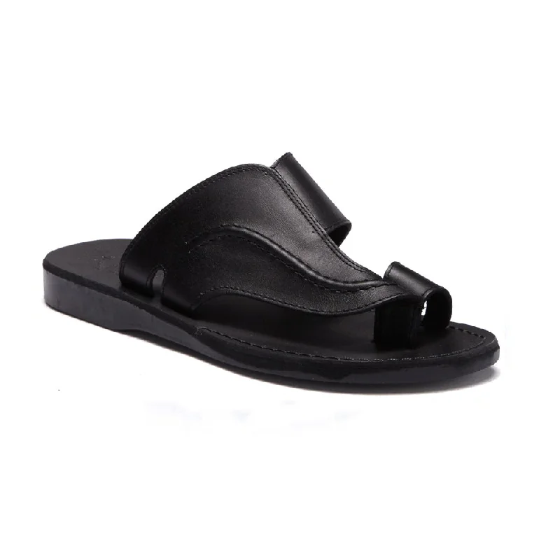 Men's sandals with a shock - absorbing insolePeter - Leather Toe Strap Sandal | Black