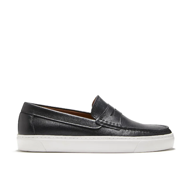 Men's loafers with a low - heeled designSlip-on Sneaker Loafers, black leather