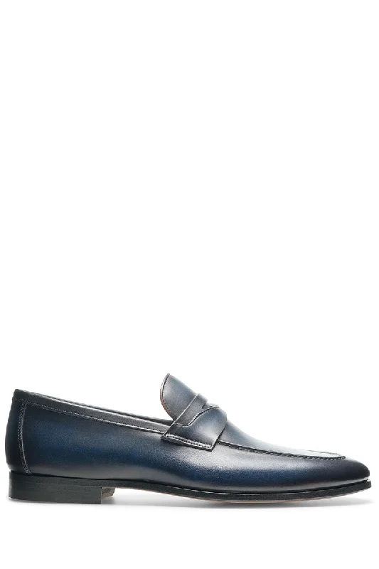 Men's loafers with a stretchy side panel for a better fitSasso Loafers