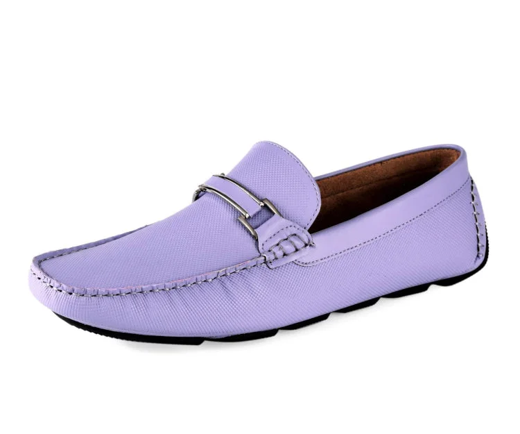 Men's loafers with a tassel front for a classic lookBriggs Lavender