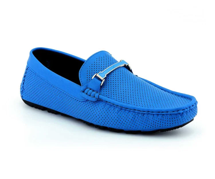 Men's loafers with a perforated leather upper for ventilationCola Royal