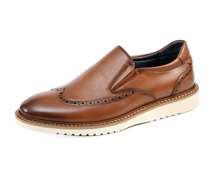 Men's loafers with a decorative buckleClyde Cognac