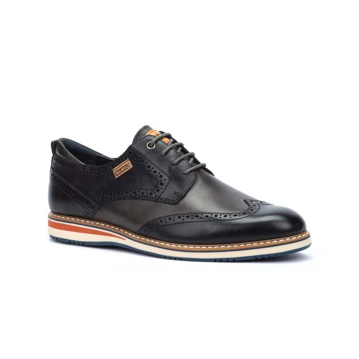 Mens Pikolinos Avila Wingtip in Black