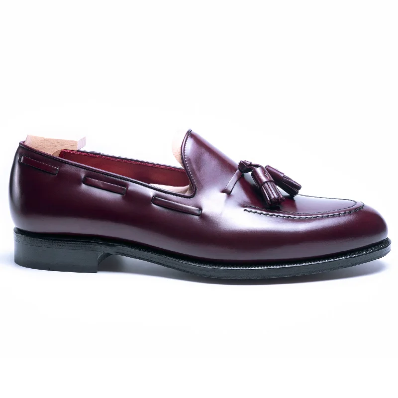 Men's loafers with a moc - toe design521 CORDOVAN