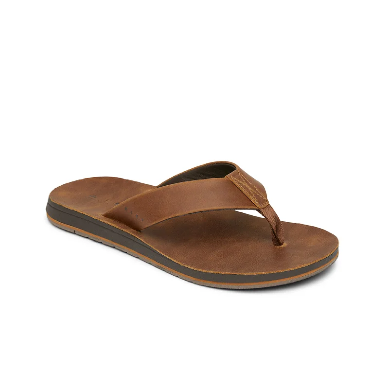 Men's sandals with a rubber sole for tractionMens Ojai Classic - Dark Brown