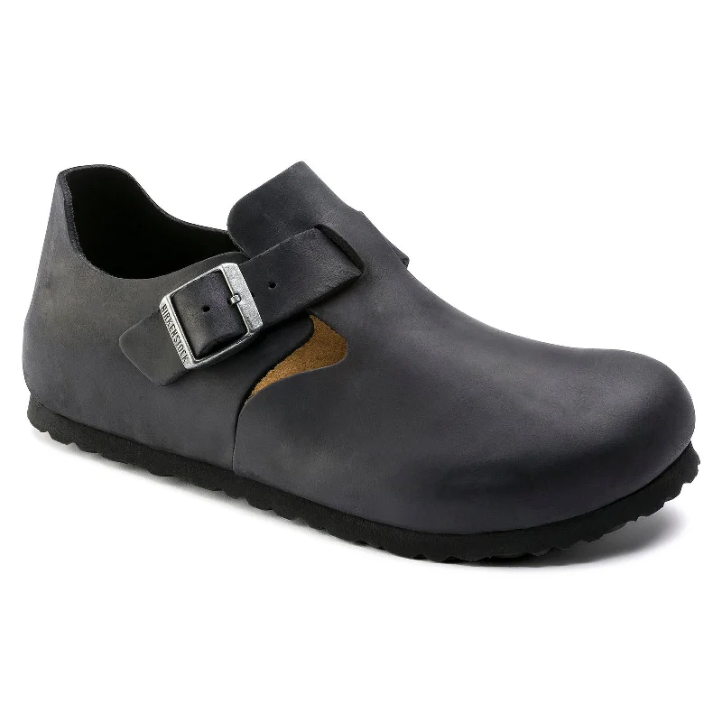 Men's loafers with a stretchy side panel for a better fitBirkenstock London Classic Footbed