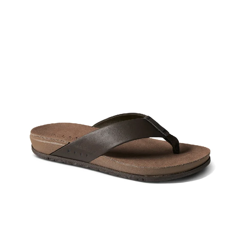 Men's sandals with a toe post designMens Ojai - Brown