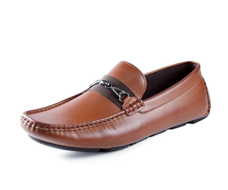 Men's loafers with a contrast stitching detailSpear Tan