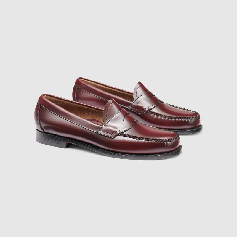 Men's loafers with a leather lacing systemMENS LOGAN FLAT STRAP WEEJUNS LOAFER