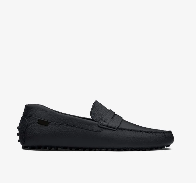 Men's loafers with a pointed toe for a stylish appearanceDriver | Black Pebbled