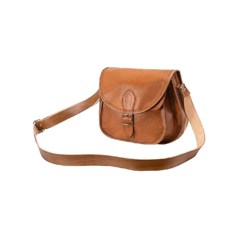 Men's sandals in a neutral color like black or brownCross Body Purse - Metro Leather Bag | Brown