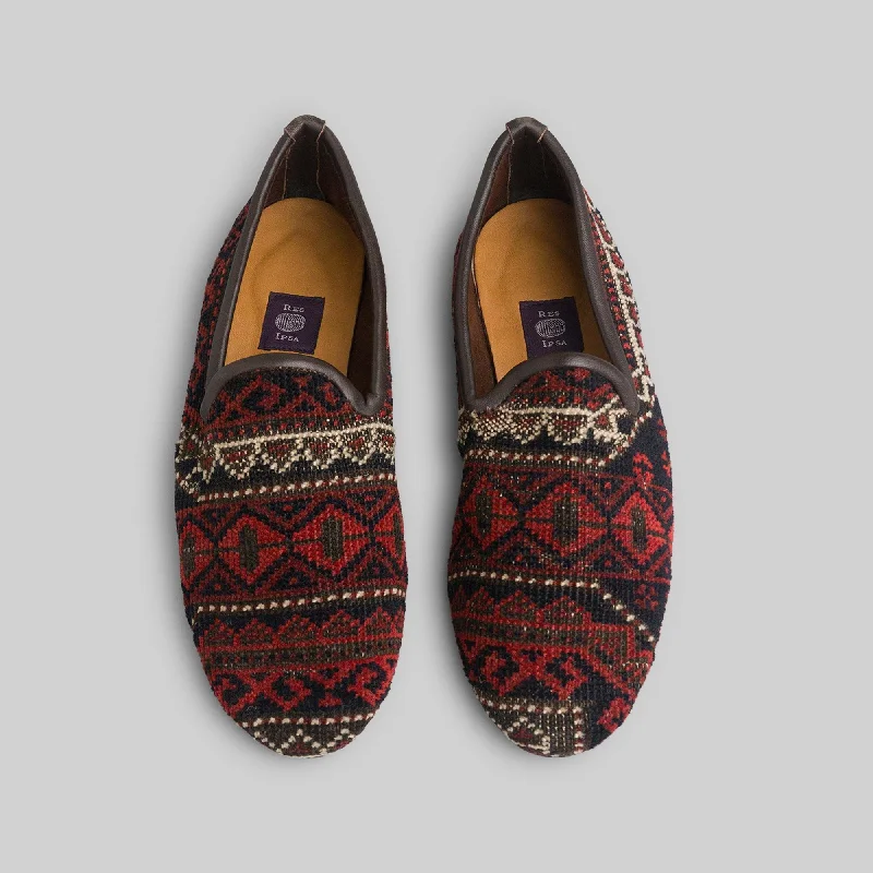 Men's loafers with a smooth leather finishMen's Kilim Loafer Size 11