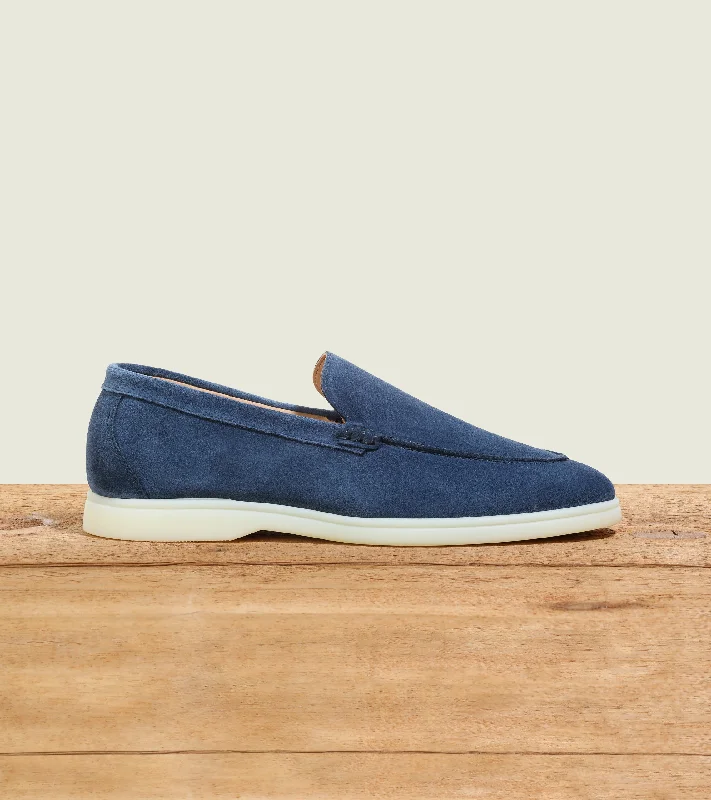 Men's loafers with a flexible sole for easy movementTanner