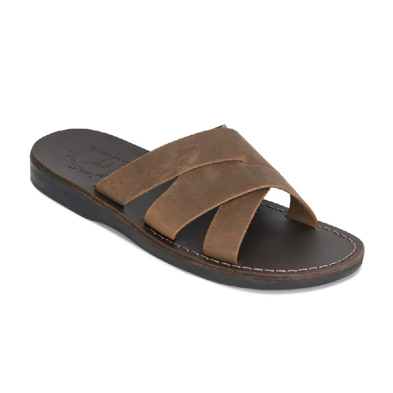 Men's leather sandals with an adjustable strapAxel - Leather Coastal Sandal | Oiled Brown