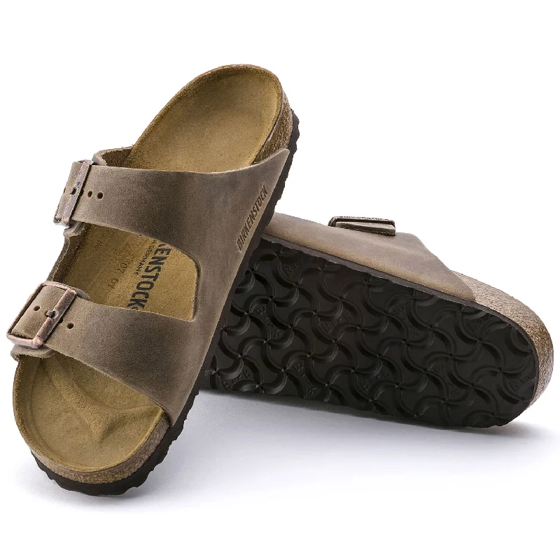 Waterproof men's sandals for water activitiesBirkenstock - Arizona Tobacco Oiled Leather 0352201