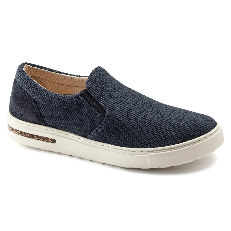 Men's loafers with a tassel front for a classic lookBirkenstock Oswego