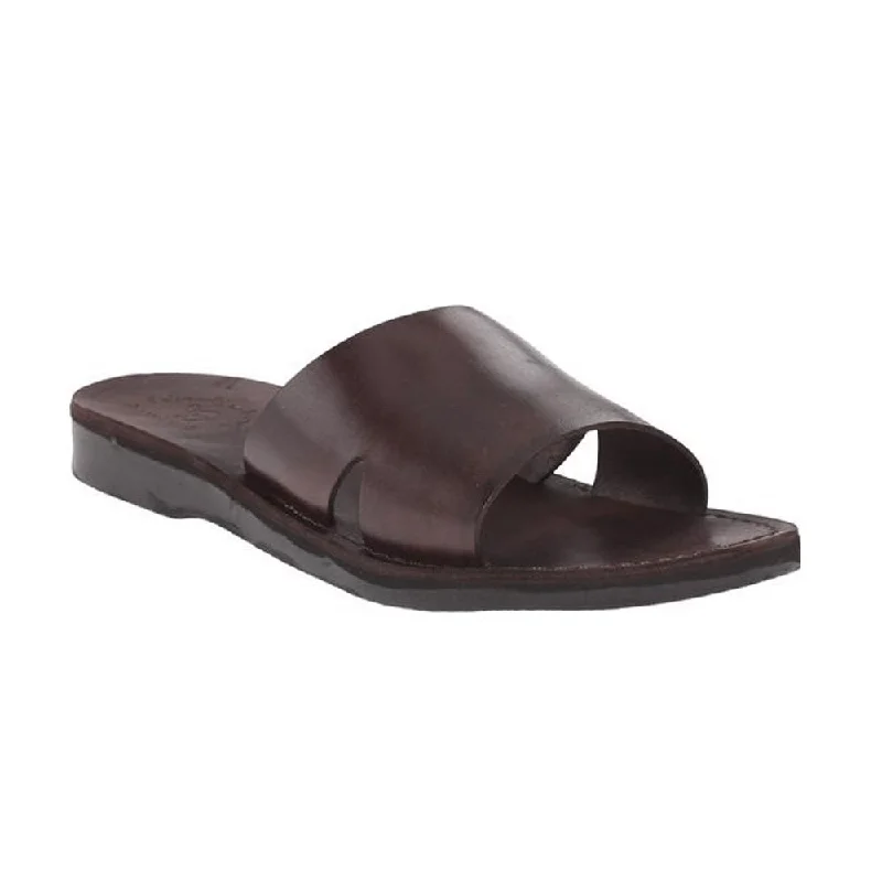 Men's sandals with a stretchy strap for a better fitBashan - Leather Wide Strap Slide Sandal | Brown