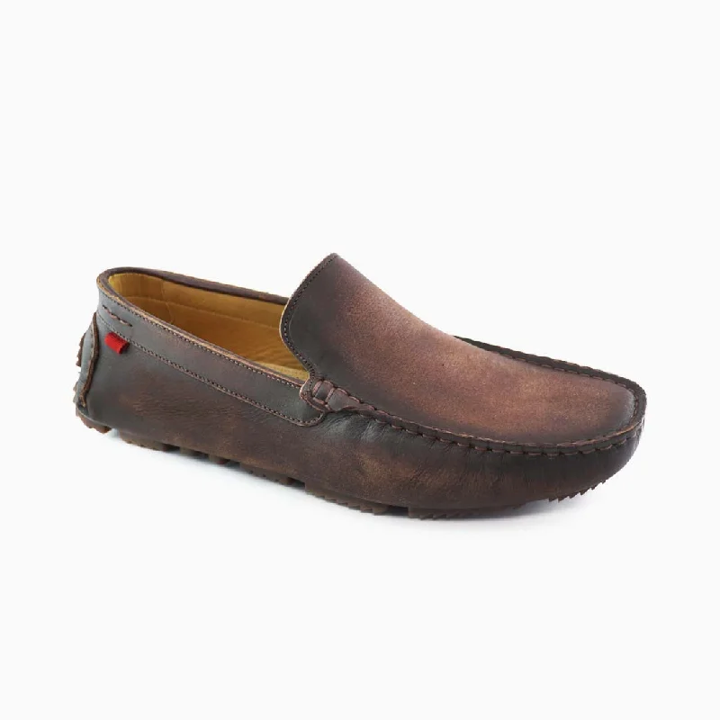 Men's loafers with a perforated leather upper for ventilationOvington Ct, Men