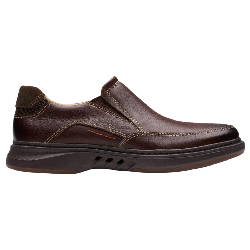 Men's loafers with a smooth leather finishClarks Un Briley Step Mahogany Leather Loafer (Men's)