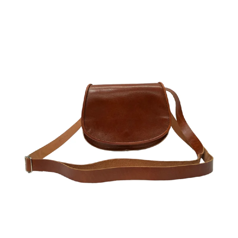 Men's sandals with a stretchy strap for a better fitCurved Caramel Crossbody | Brown