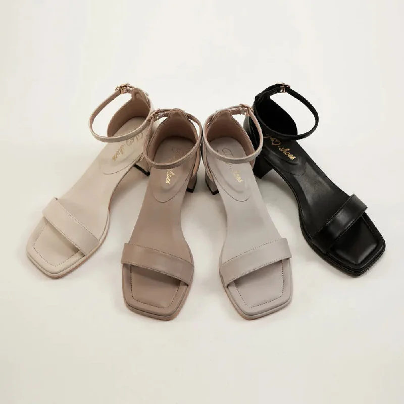 Men's sandals with a stretchy strap for a better fitAK1335 顯瘦長腿一字帶粗跟瑪莉珍涼鞋