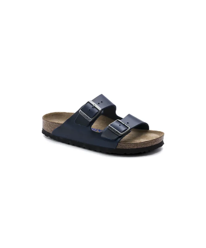 Men's sandals with a perforated leather upper for ventilationBIRKENSTOCK ARIZONA SOFT BEDDING IN BLUE