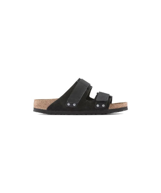 Men's sandals with a decorative buckle or charmBIRKENSTOCK UJI FIT SLIDERS