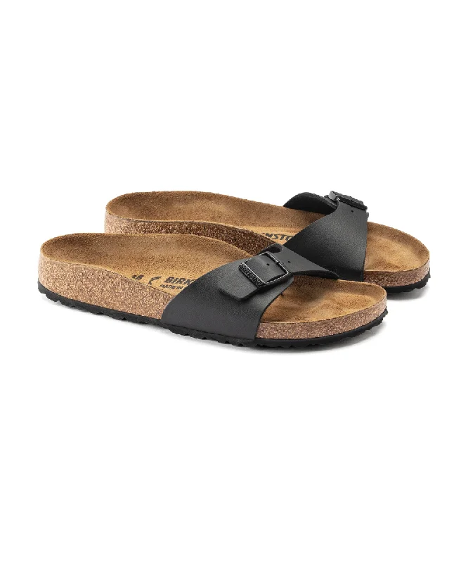 Men's sandals in a neutral color like black or brownBIRKENSTOCK MADRID NARROW FIT IN BLACK