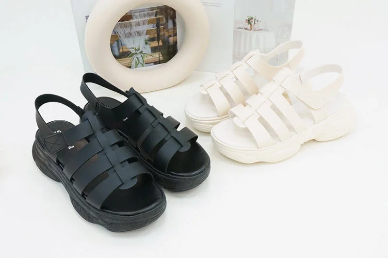 Men's sandals with a flexible sole for easy movementER1101 輕量厚底魔術貼羅馬涼鞋