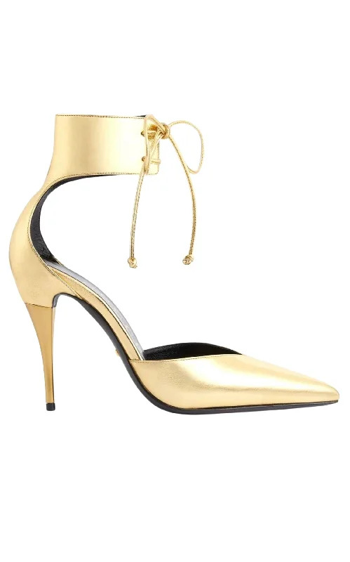 Men's sandals with a cushioned footbedPriscilla Glossed-Leather Pumps in Gold