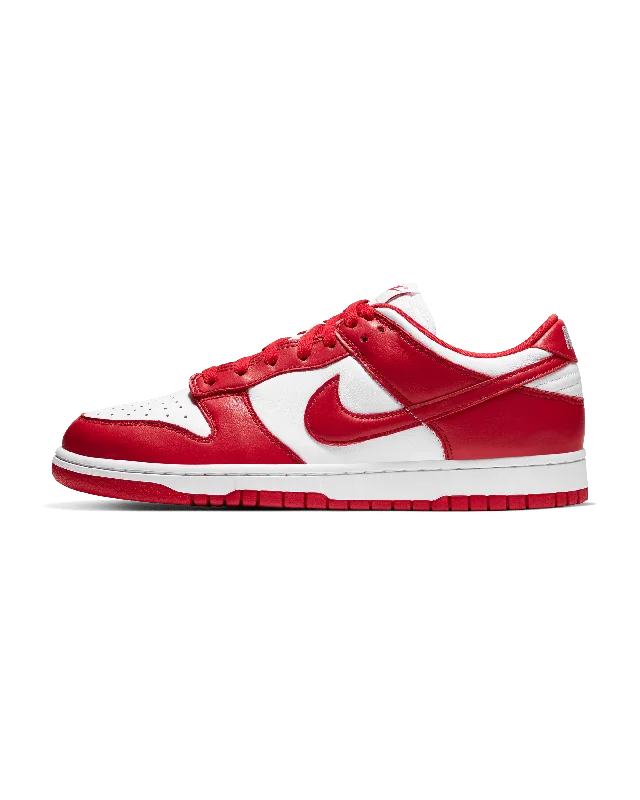 Men's camo - print sneakers for an edgy styleDunk Low SP “University Red” - WHITE / UNIVERSITY RED