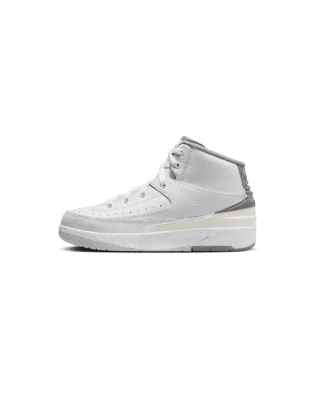 Men's retro - inspired basketball sneakers with a high - top designJordan 2 Retro (PS) - White / Cement Grey / Sail