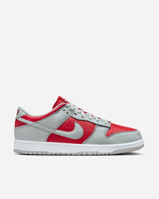 Men's retro - inspired basketball sneakers with a high - top designDunk Low 'Ultraman'