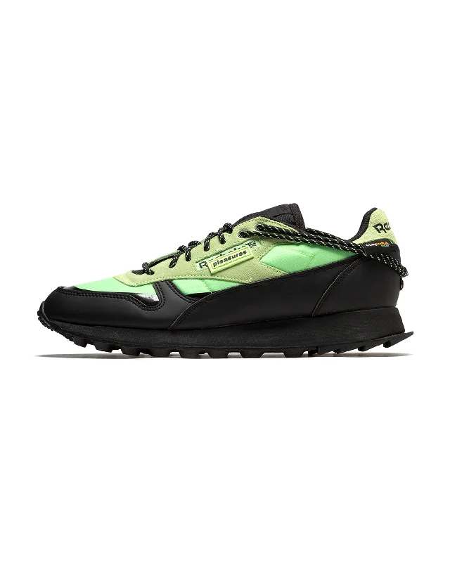 Men's running sneakers with shock - absorbing solesPleasures CL Leather Trail - Neon Mint / Black